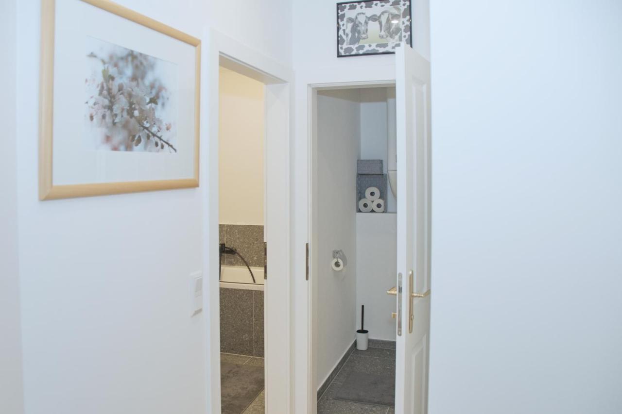 Pink Lotus Apartment 维也纳 外观 照片